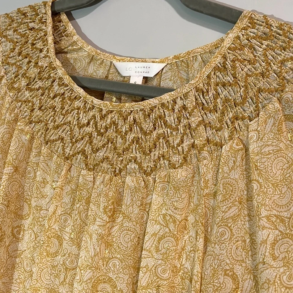 LC Lauren Conrad yellow and gold Blouse Size S - Picture 2 of 3